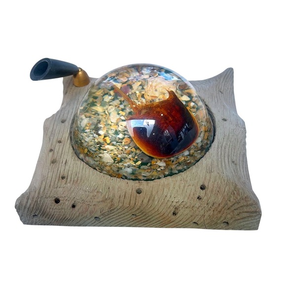 Fiddler on the Beach Other - Vintage Fiddler on the Beach Horseshoe Crab Resin Paperweight Cedar Pen Holder